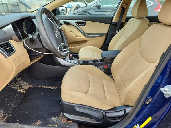 2013 HYUNDAI ELANTRA