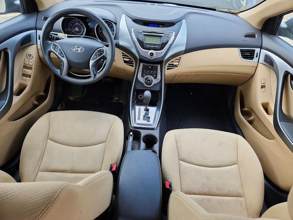 2013 HYUNDAI ELANTRA