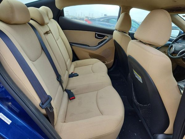 2013 HYUNDAI ELANTRA