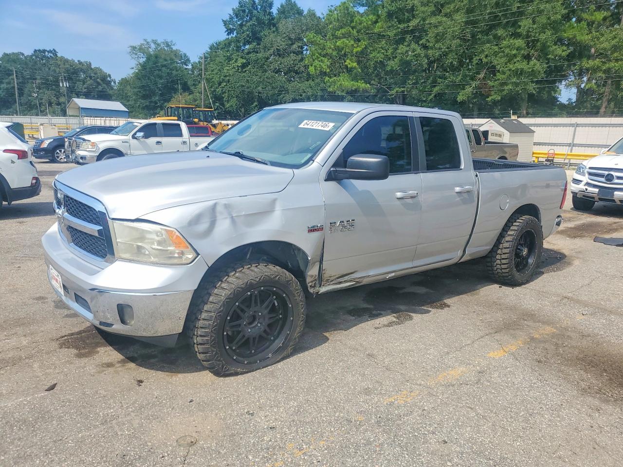 2015 RAM 1500 SLT QUAD CAB 4X2