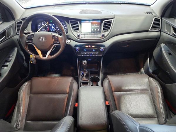 2017 HYUNDAI TUCSON