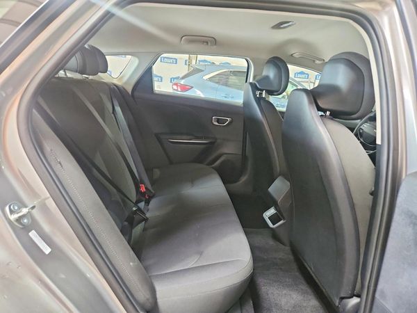 2026 KIA K4 LX, LXS