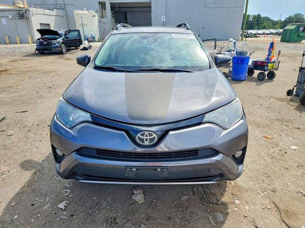 2018 TOYOTA RAV4 Adventure/XLE