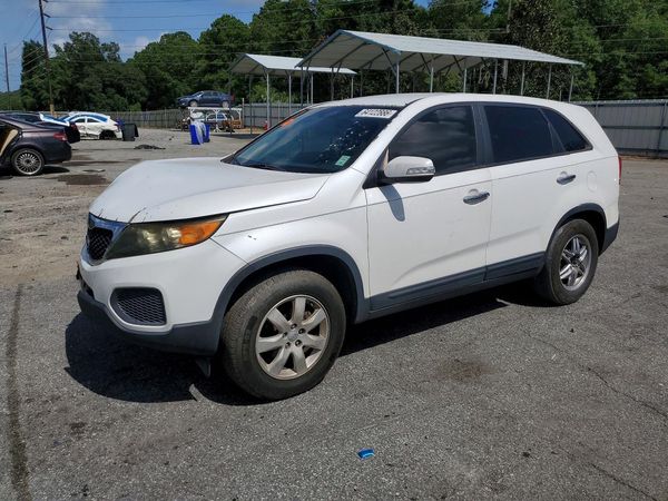2013 KIA SORENTO Base / LX