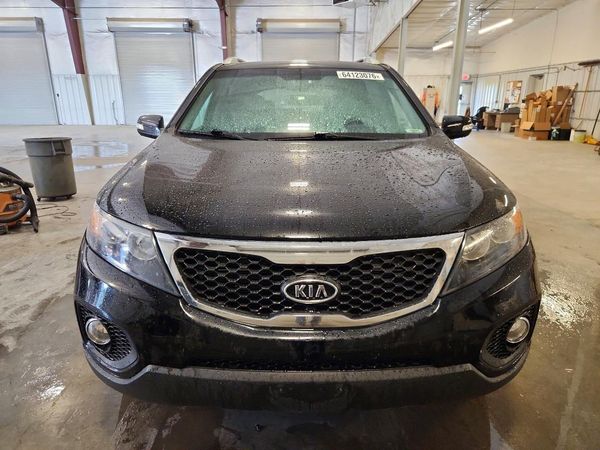 2013 KIA SORENTO Base / LX