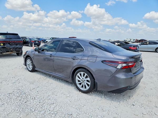 2024 TOYOTA CAMRY