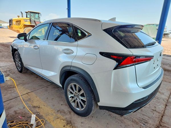 2021 LEXUS NX 300 300 Comfort