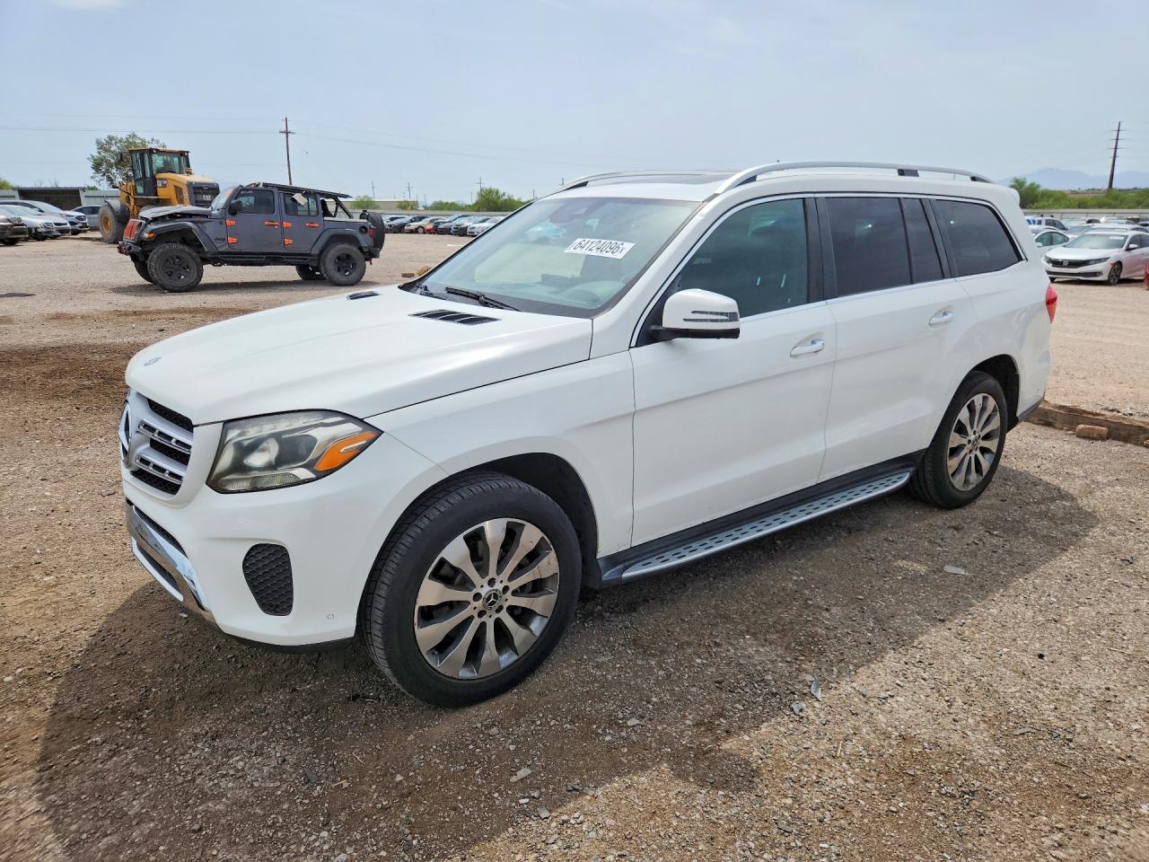 2017 MERCEDES-BENZ GLS GLS450-4M — Front 3/4