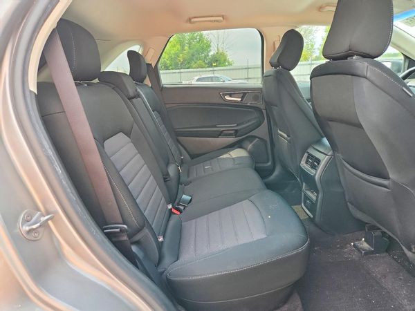 2020 FORD EDGE SE