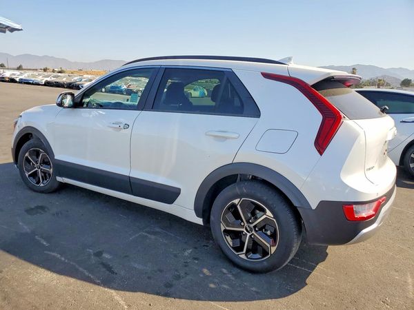 2025 KIA NIRO