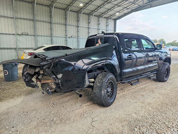 2016 TOYOTA TACOMA