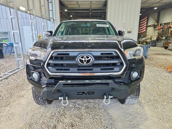 2016 TOYOTA TACOMA