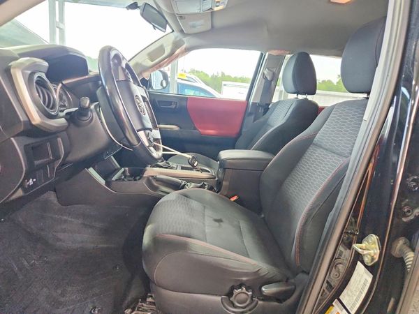 2016 TOYOTA TACOMA