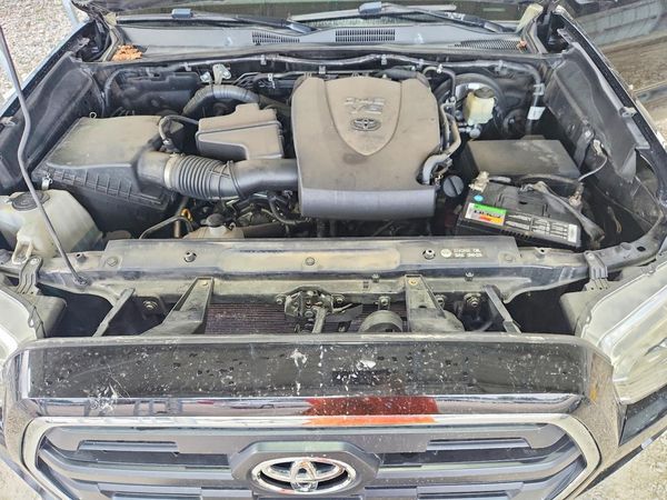 2016 TOYOTA TACOMA
