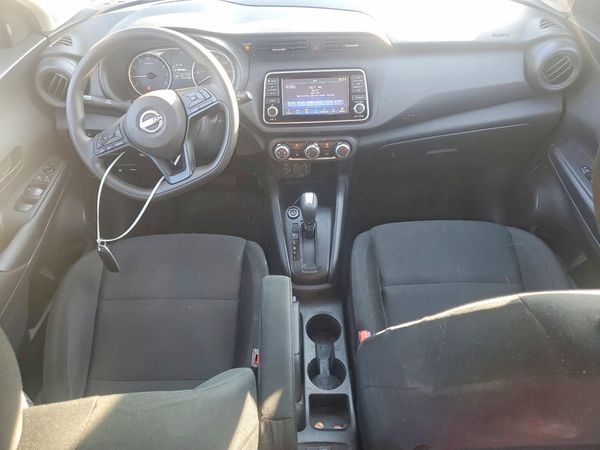 2024 NISSAN KICKS