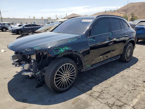2024 MERCEDES-BENZ GLC