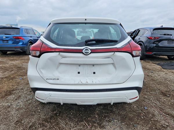 2021 NISSAN KICKS S
