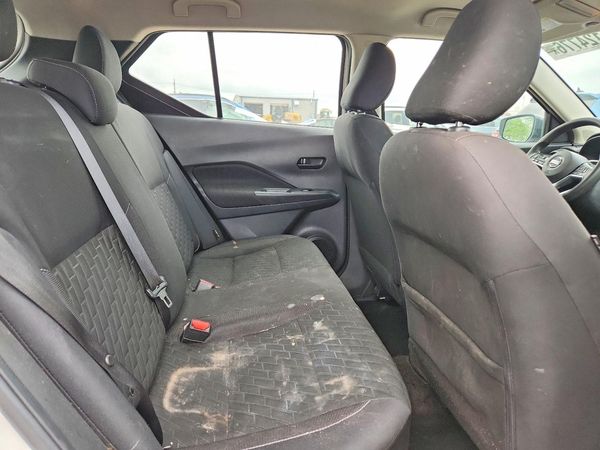 2021 NISSAN KICKS S