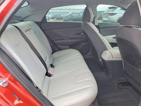 2021 HYUNDAI ELANTRA Limited