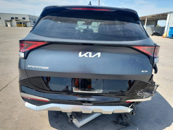 2024 KIA SPORTAGE SX-PRESTIGE or SX-P