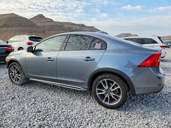 2016 VOLVO S60 CROSS COUNTRY