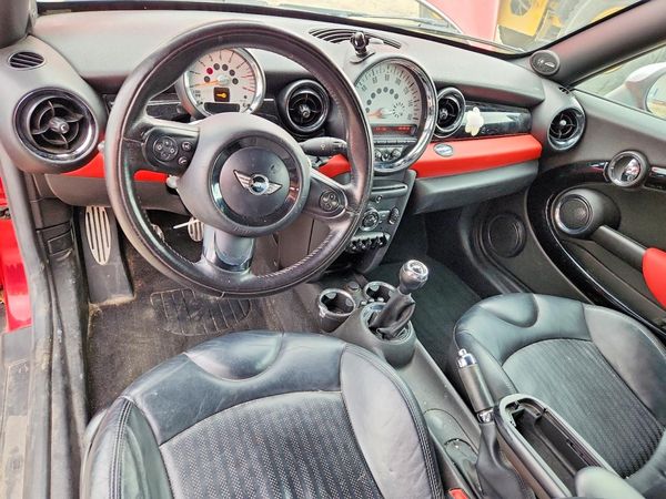 2012 MINI COOPER COUPE