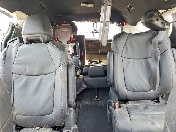 2026 TOYOTA SIENNA Limited — SUVN