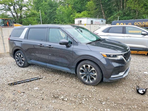 2024 KIA CARNIVAL EX