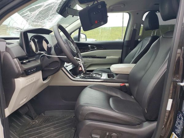 2024 KIA CARNIVAL EX