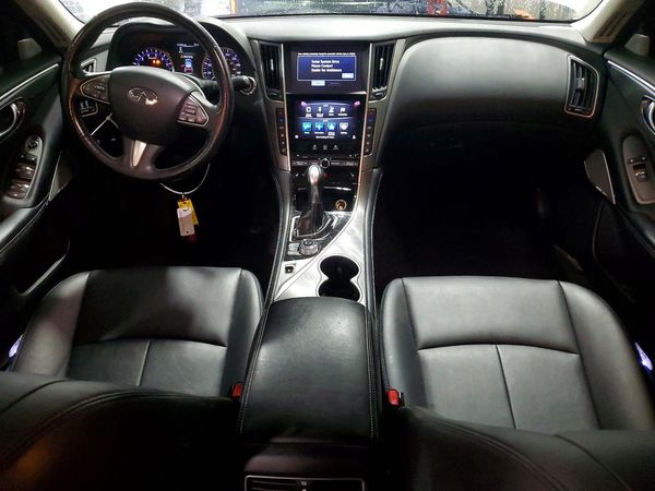 2017 INFINITI Q50