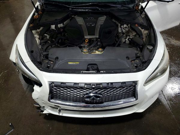 2017 INFINITI Q50