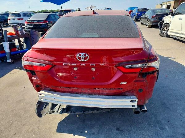 2021 TOYOTA CAMRY