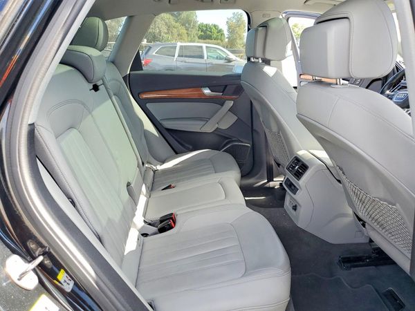 2021 AUDI Q5