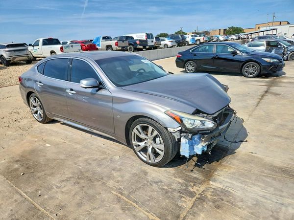 2015 INFINITI Q70L