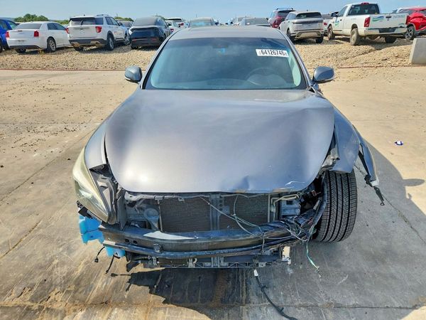 2015 INFINITI Q70L