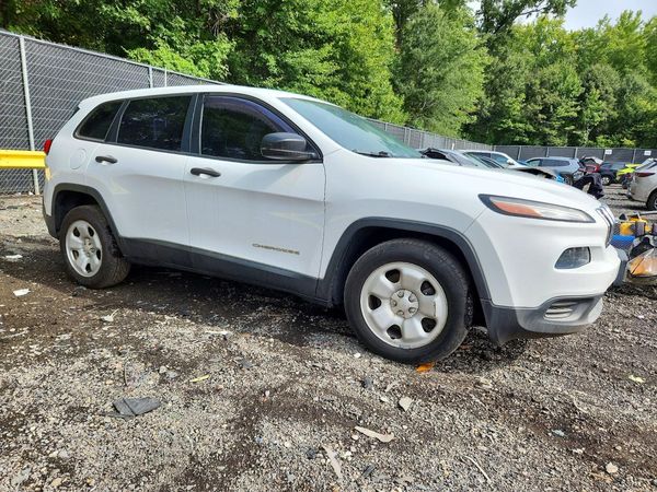 2014 JEEP CHEROKEE Sport
