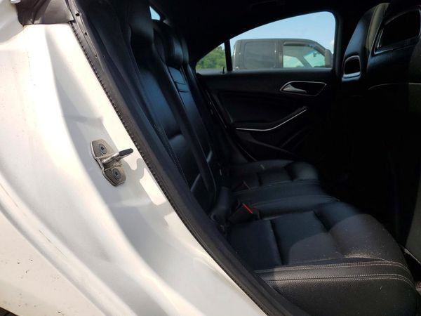 2018 MERCEDES-BENZ CLA