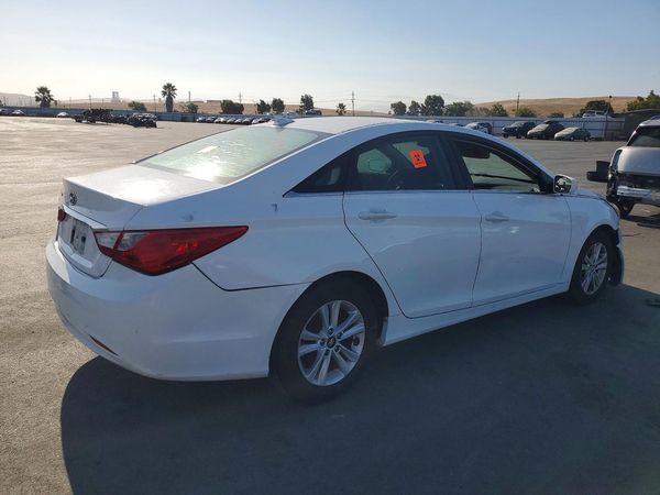2013 HYUNDAI SONATA