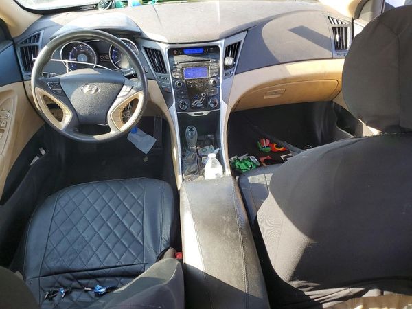 2013 HYUNDAI SONATA