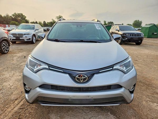 2018 TOYOTA RAV4 Adventure/XLE