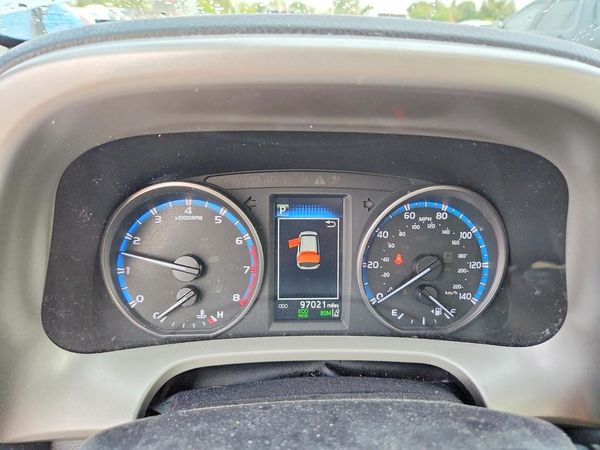 2018 TOYOTA RAV4 Adventure/XLE