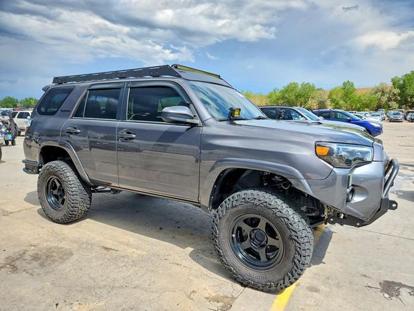 2020 TOYOTA 4RUNNER Base Grade