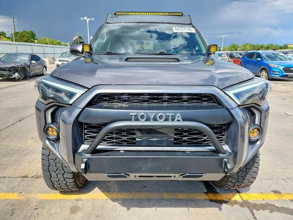2020 TOYOTA 4RUNNER Base Grade