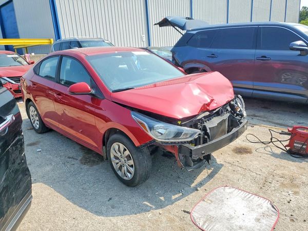 2018 HYUNDAI ACCENT SE and SEL