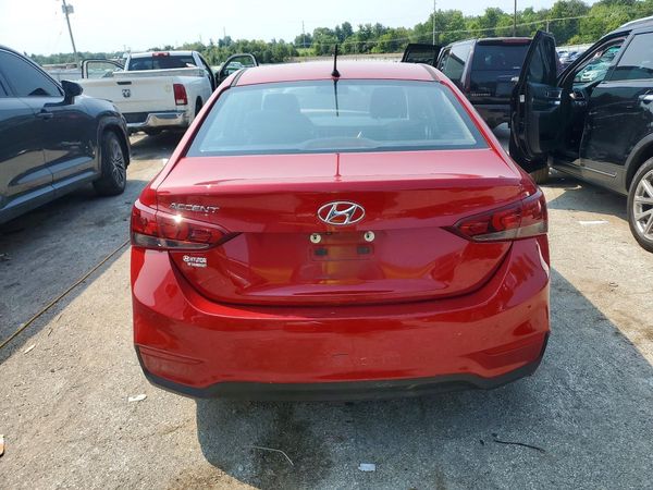2018 HYUNDAI ACCENT SE and SEL