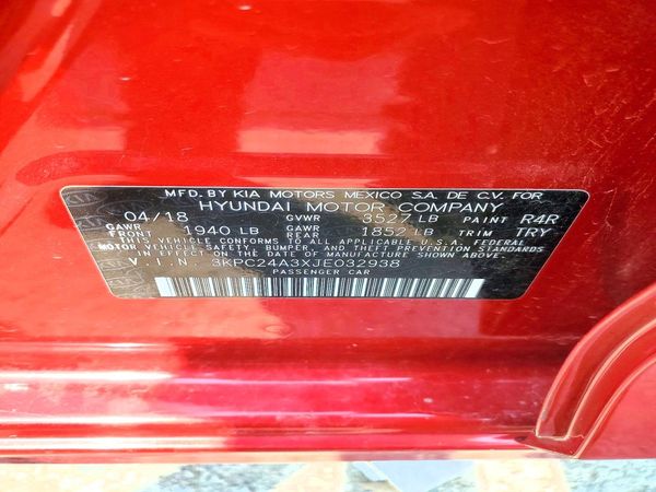 2018 HYUNDAI ACCENT SE and SEL