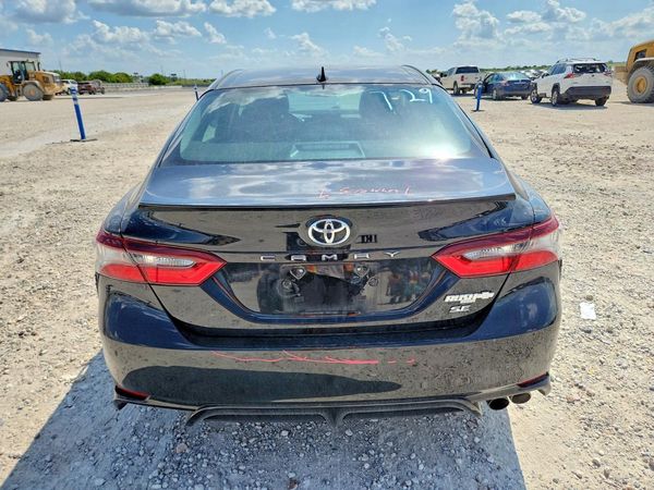 2021 TOYOTA CAMRY SE — DIRR