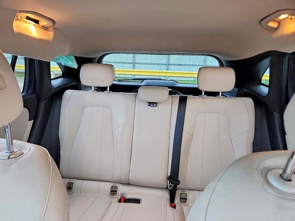 2021 MERCEDES-BENZ GLA-CLASS GLA250 — SUVN