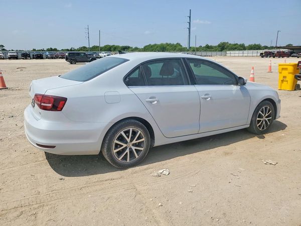 2017 VOLKSWAGEN JETTA SE