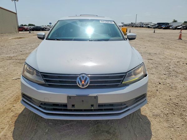2017 VOLKSWAGEN JETTA SE